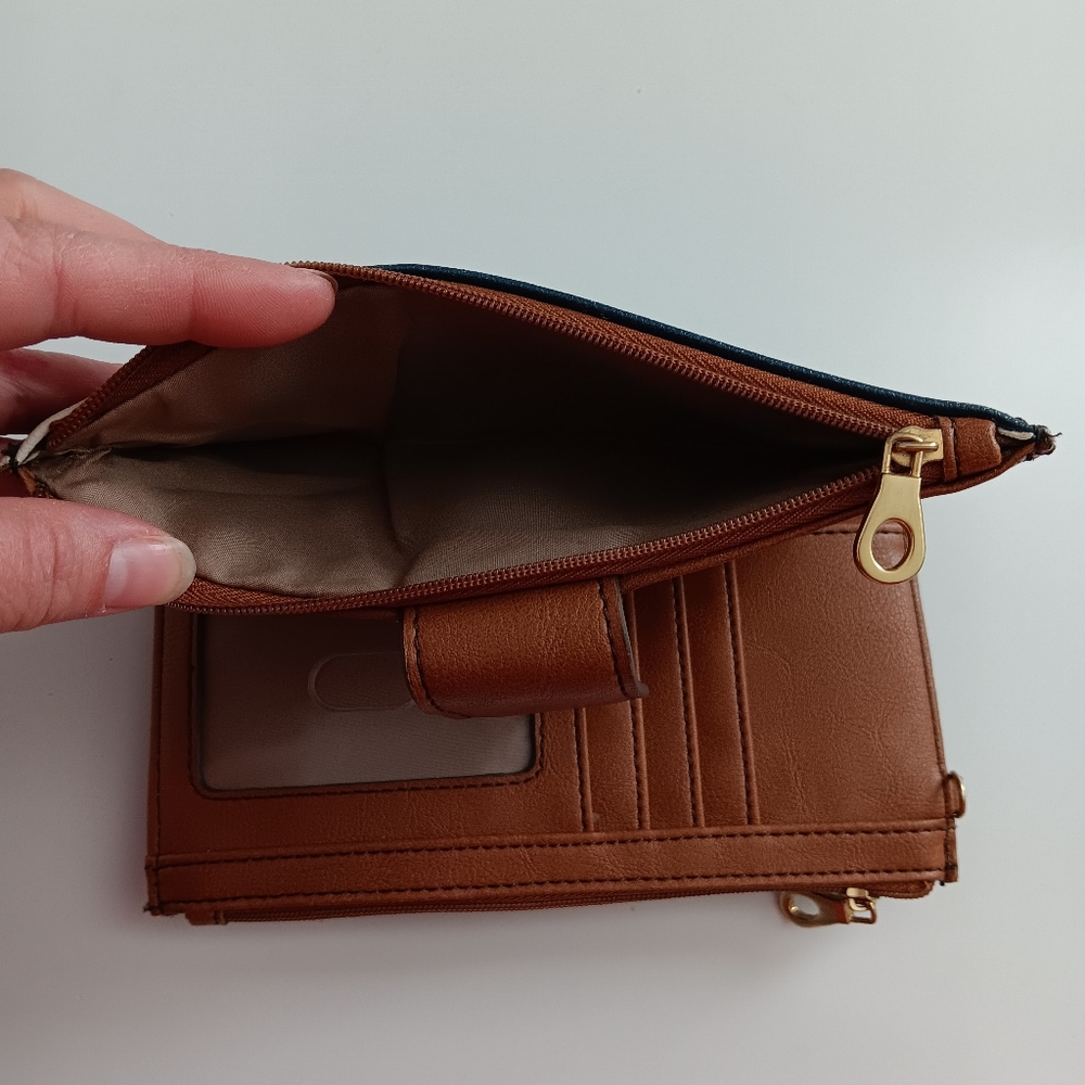 Relic Multicolor Striped Wallet - Picture 3 of 4